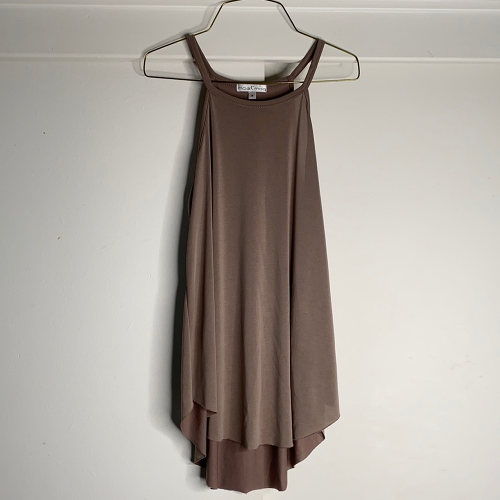 Medium - flowy tank - like new condition